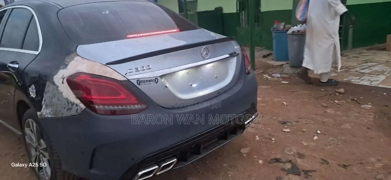 W205 C300 Amg Double Exaust