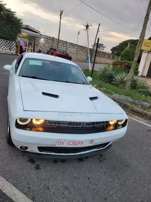 Dodge Challenger 2023 White
