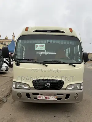 Hyundai County 2015 Beige
