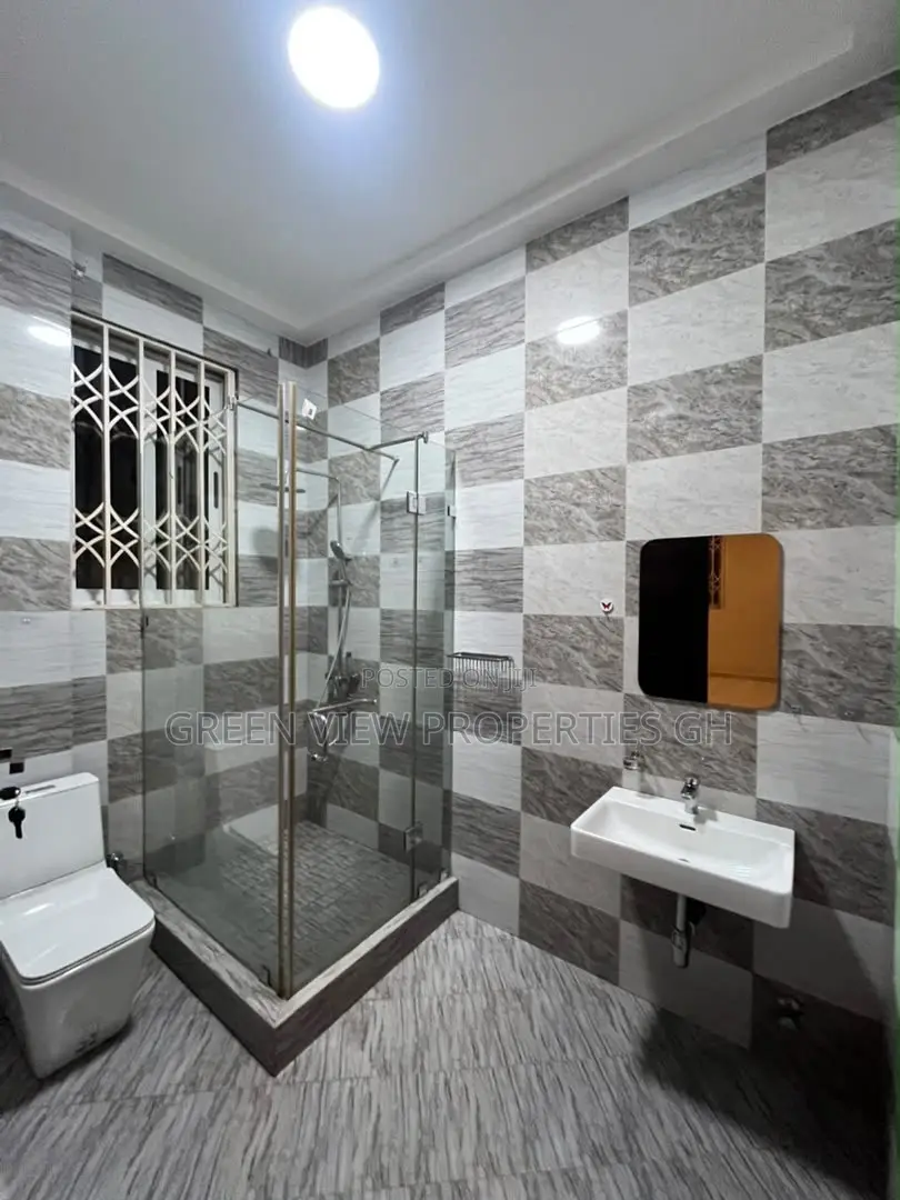 2bdrm Apartment in East Legon for rent