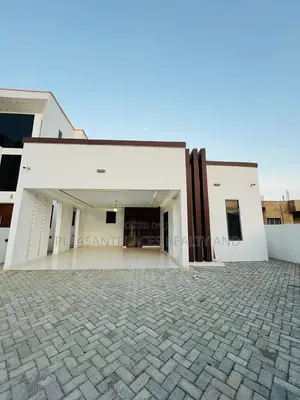 3bdrm House in Pleasantplaces And, Ashaley Botwe for sale