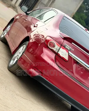 Toyota Corolla 2013 Red