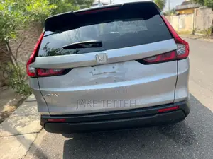 Honda CR-V 2025 Silver