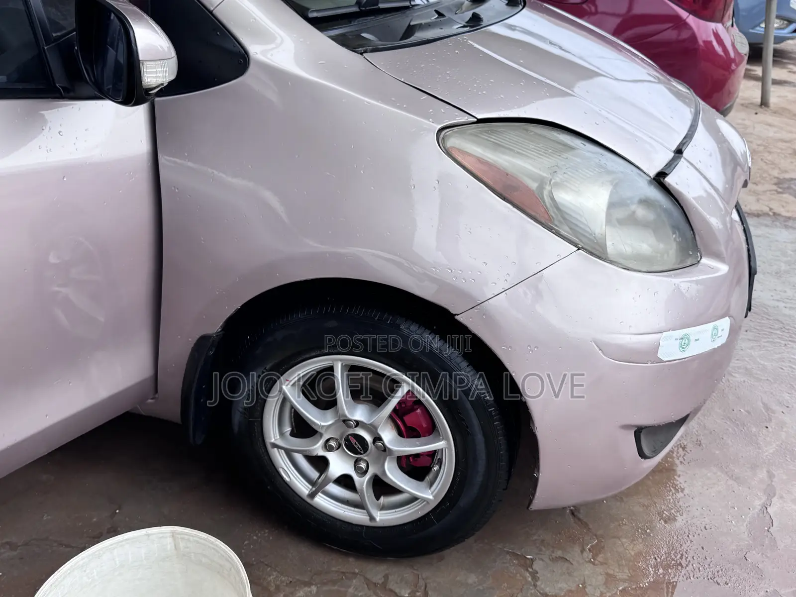 Toyota Vitz 2010 Beige
