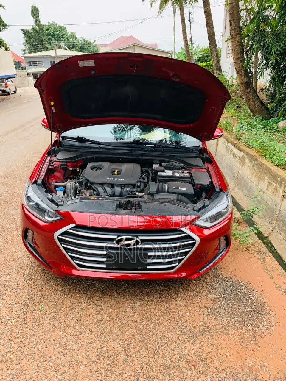 Hyundai Elantra Limited Sedan FWD (2.0L 4cyl 6A) 2017 Red