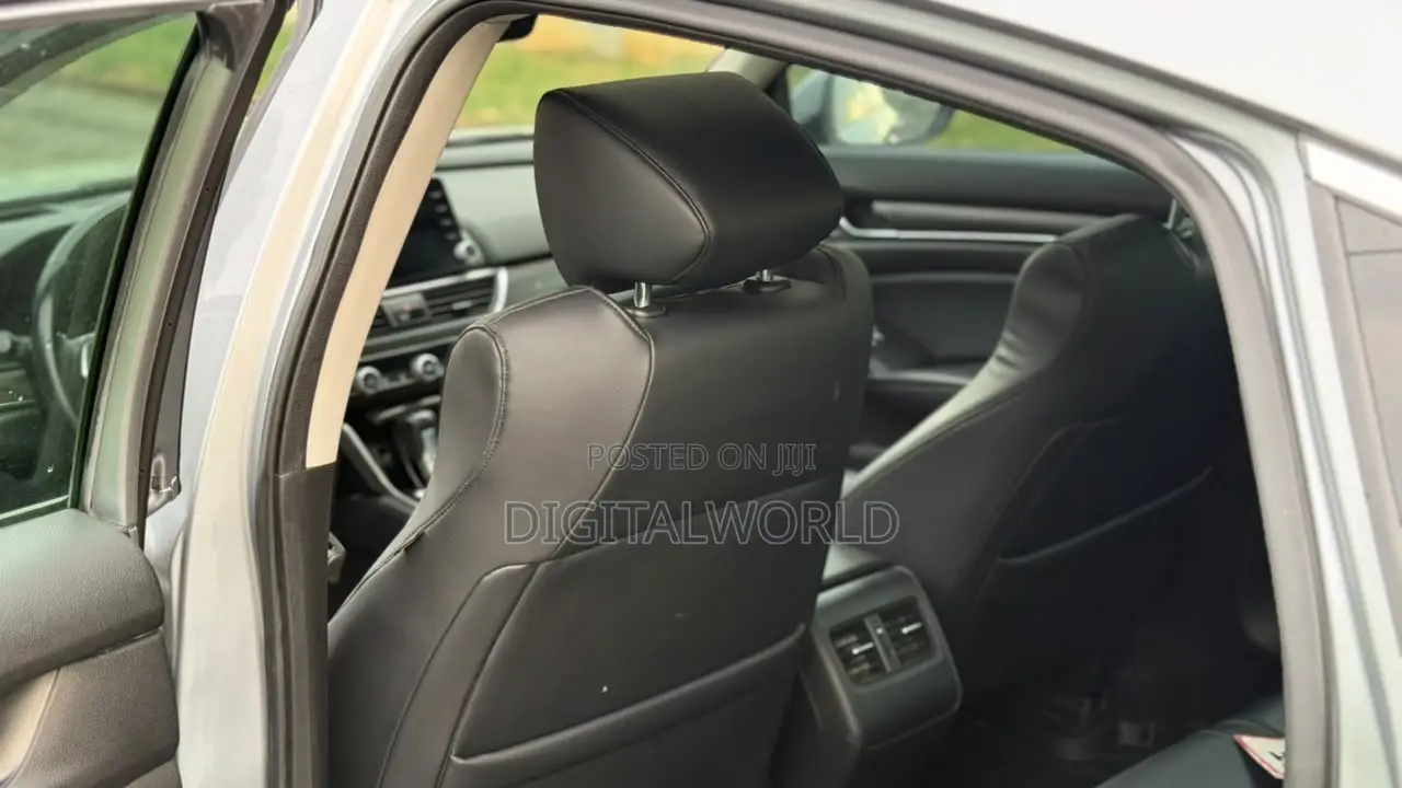 Honda Accord Touring 2018 White