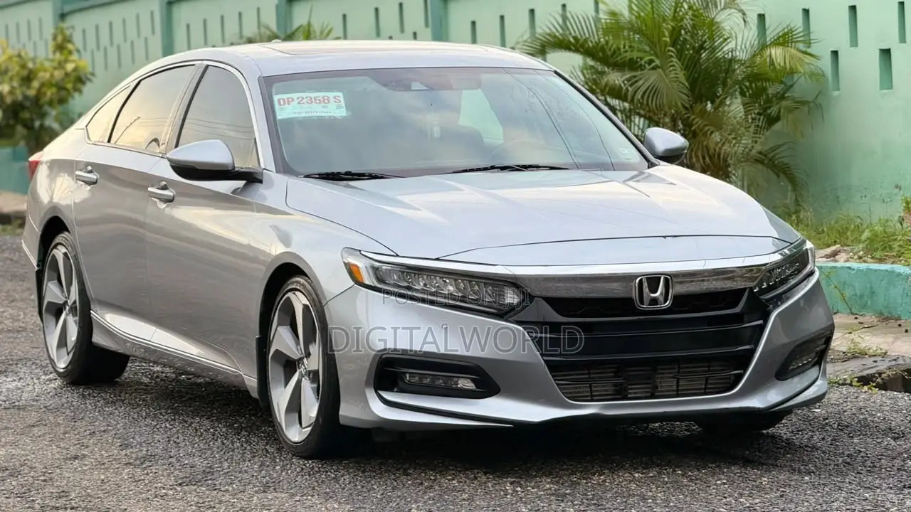 Honda Accord Touring 2018 White