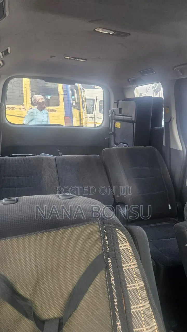 Toyota Voxy 2013 Black