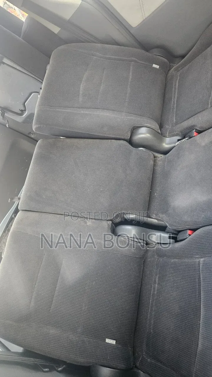 Toyota Voxy 2013 Black