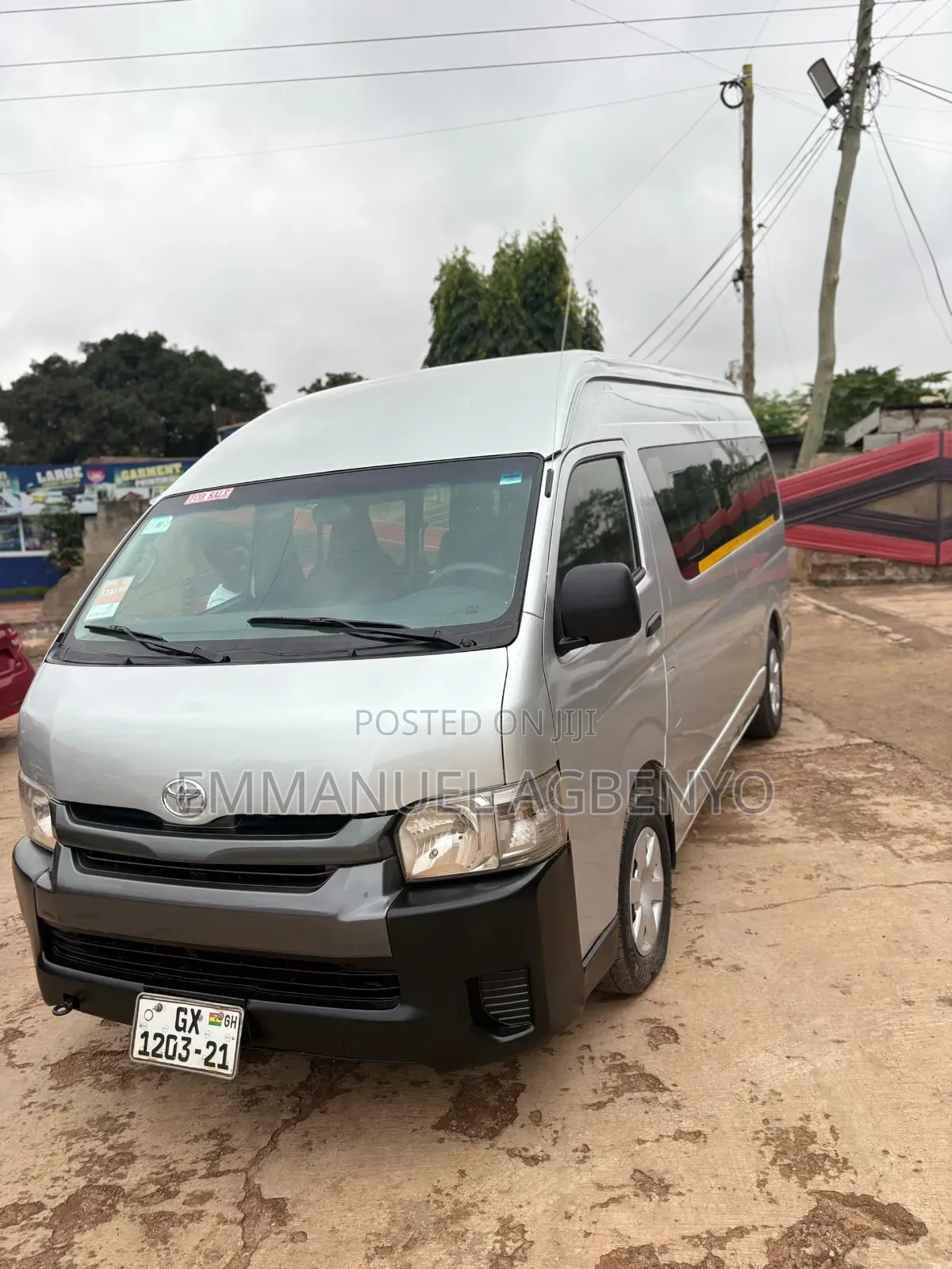 Toyota HiAce 2022 Silver