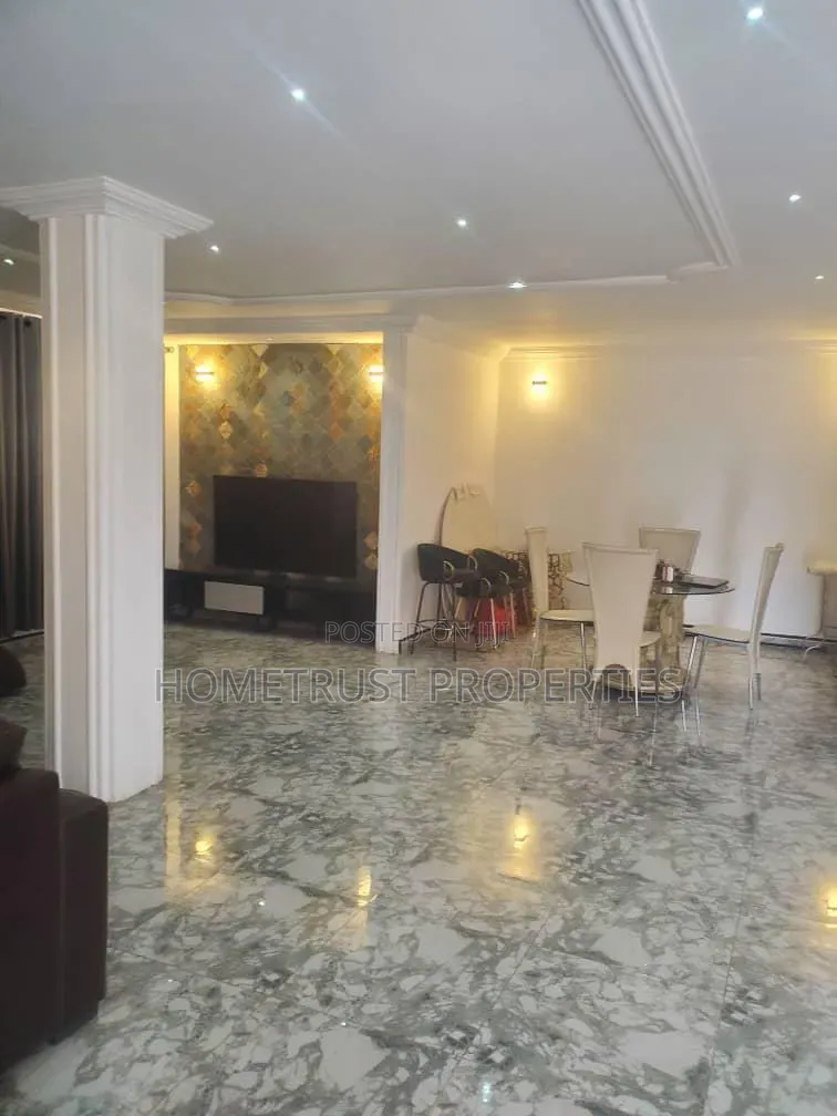 5bdrm Duplex in Hastso, Antis for sale
