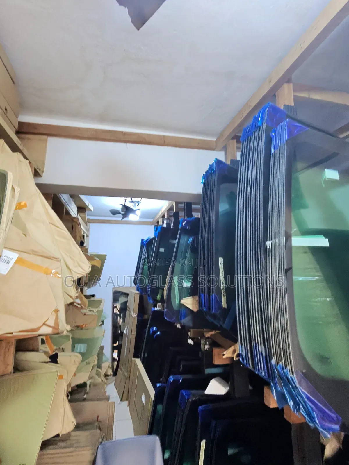 Original Windscreens and Door Glasses for All Vehicles