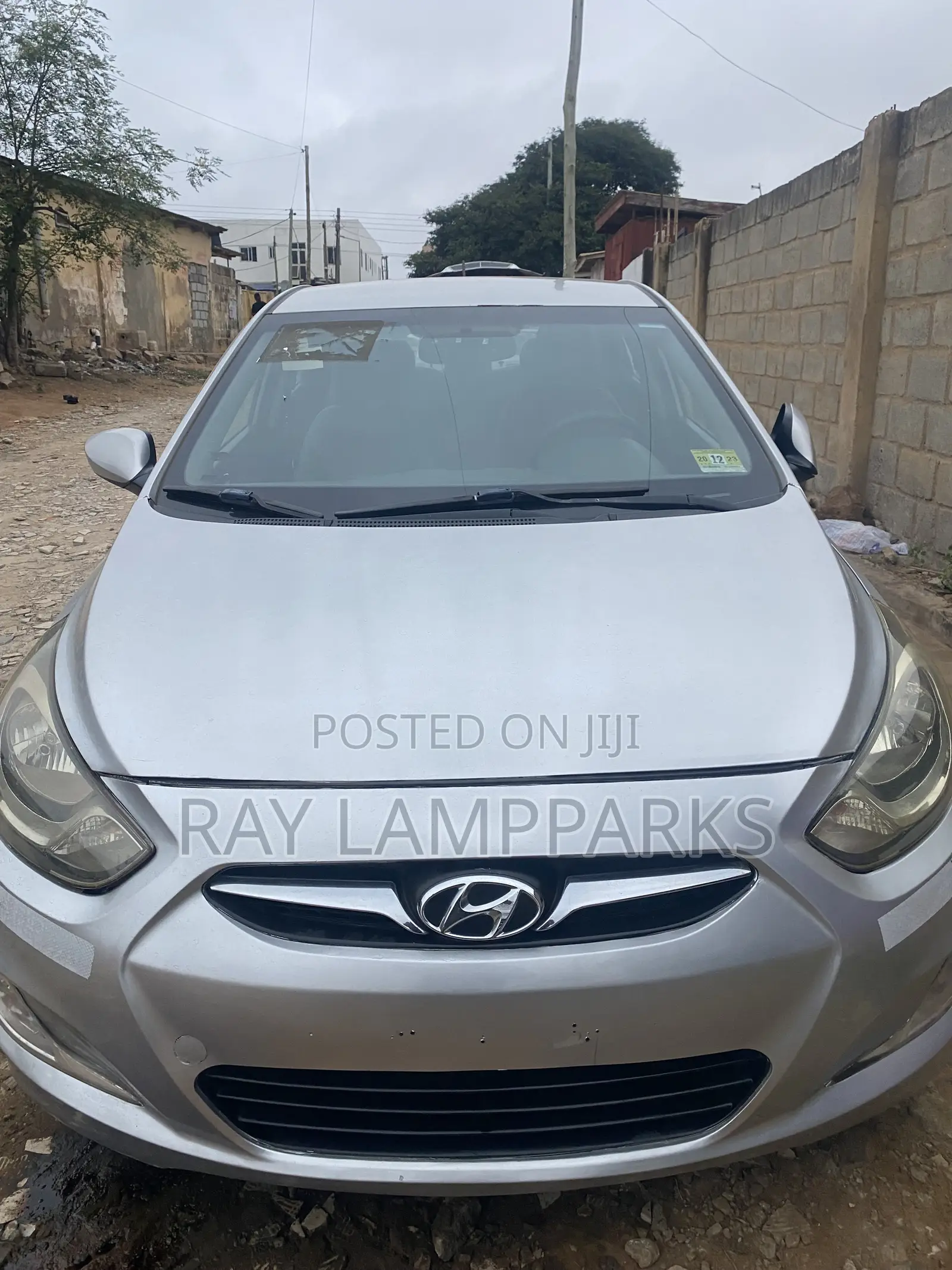 Hyundai Accent 2013 Silver