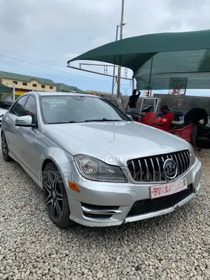 Mercedes-Benz C250 2014 Silver