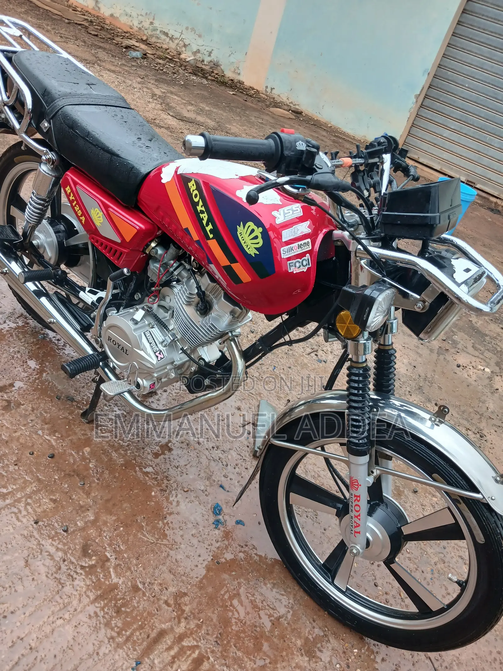 New Royal Motorcycle 2026 Red