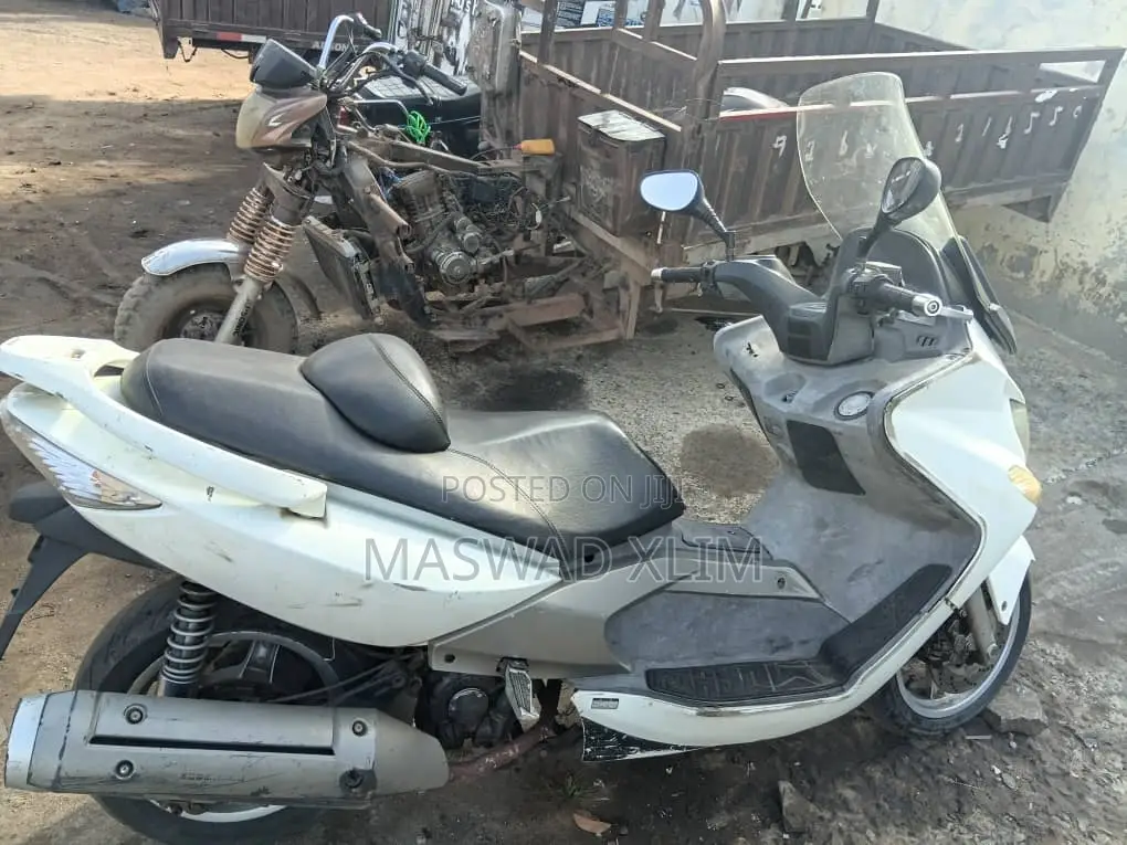 Kymco 2015 White