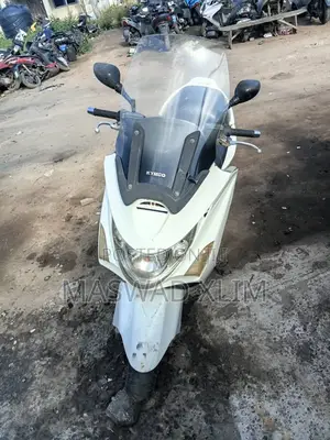 Kymco 2015 White