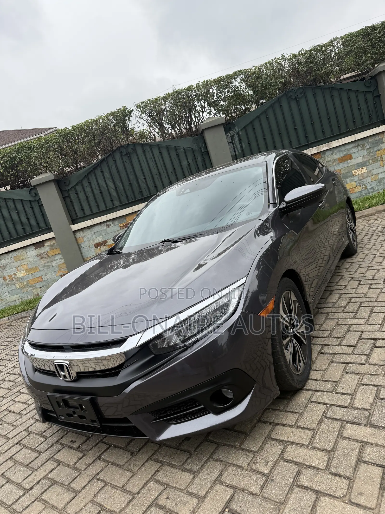 Honda Civic EX-T 4dr Sedan (1.5L 4cyl) 2016 Gray