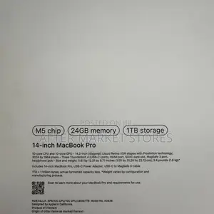 New Laptop Apple MacBook Pro 2025 M5 24GB Apple M5 SSD 1T