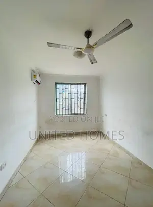 3bdrm Apartment in Madina for rent