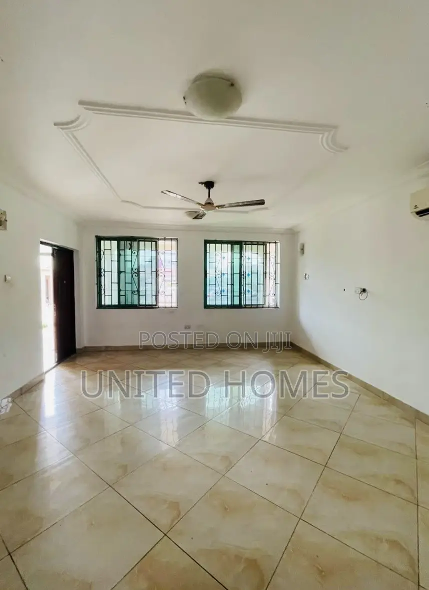 3bdrm Apartment in Madina for rent