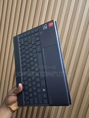 Laptop HP Envy 13 8GB AMD Ryzen 5 SSD 256GB