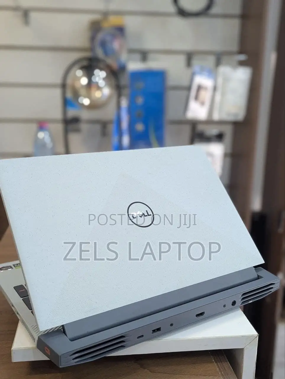 Laptop Dell G15 5530 16GB AMD Ryzen 5 SSD 512GB