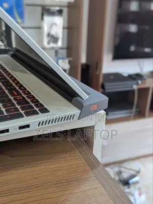 Laptop Dell G15 5530 16GB AMD Ryzen 5 SSD 512GB