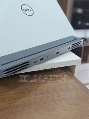 Laptop Dell G15 5530 16GB AMD Ryzen 5 SSD 512GB