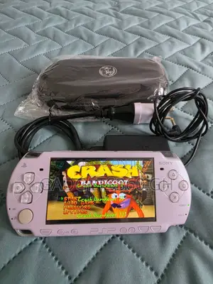 Sony PSP3000 (16GB + 10 Games) Light Pink
