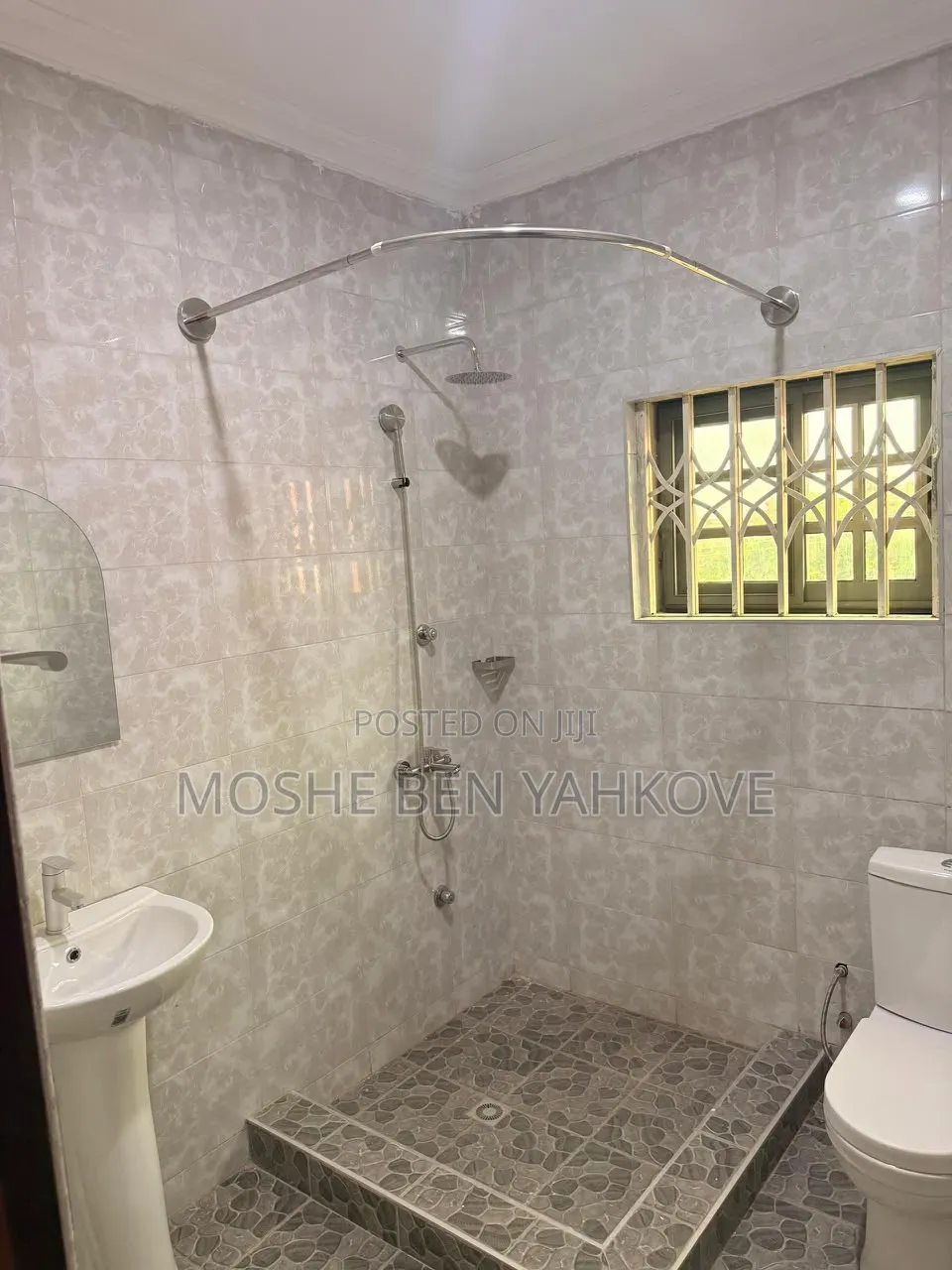 2bdrm Apartment in Mozart, Dawhenya for rent