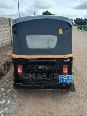 Bajaj RE 2025 Black
