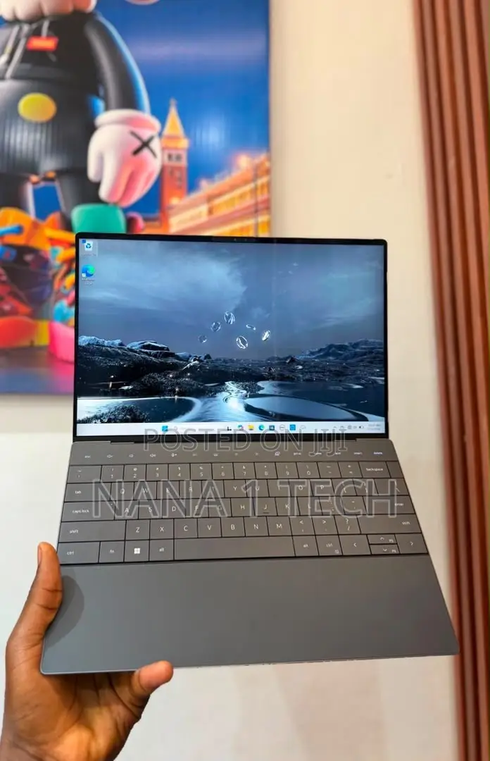 Laptop Dell XPS 13 Plus 9320 8GB Intel Core i5 SSD 512GB