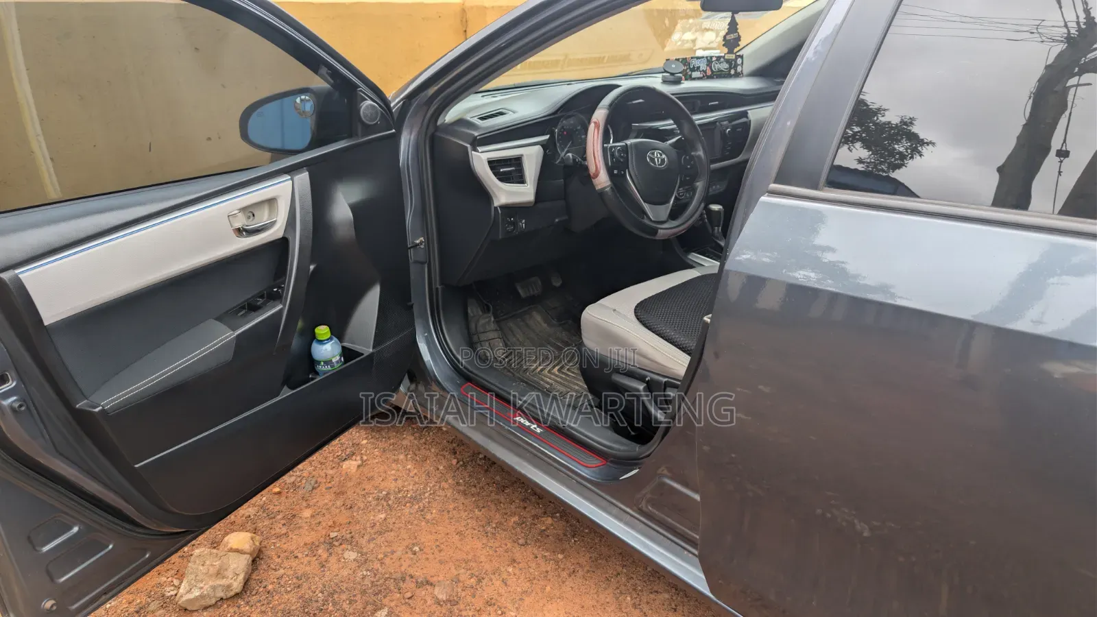 Hyundai Elantra 2015 Red