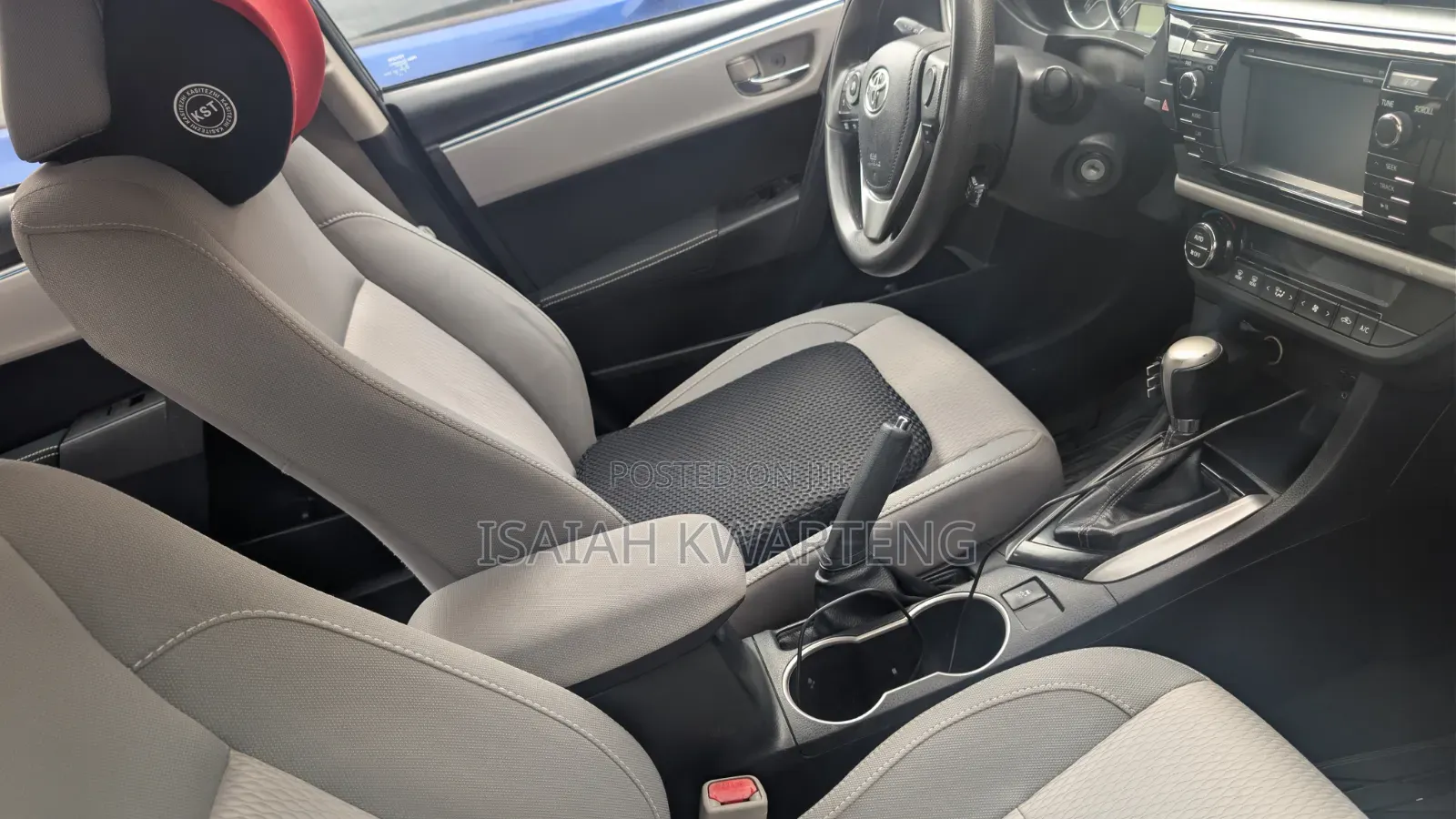Hyundai Elantra 2015 Red