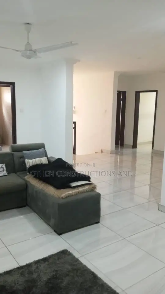 2 Bedroom With 2 Washrooms Fully Furnished for Short Stays