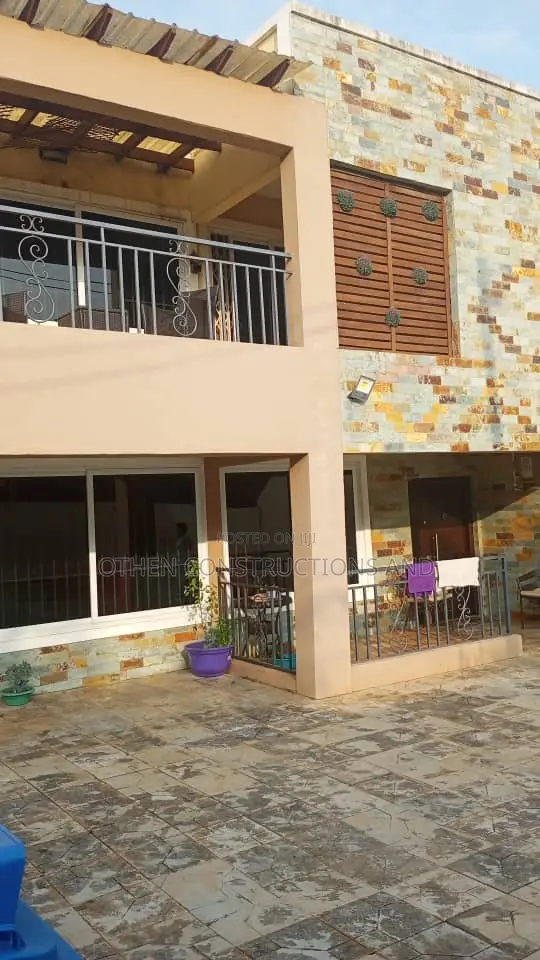 2 Bedroom With 2 Washrooms Fully Furnished for Short Stays