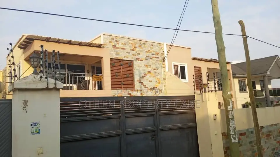 2 Bedroom With 2 Washrooms Fully Furnished for Short Stays