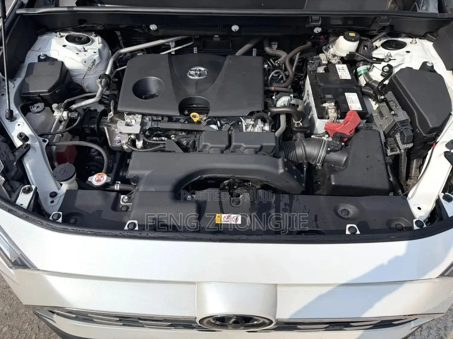 Toyota RAV4 2025 White
