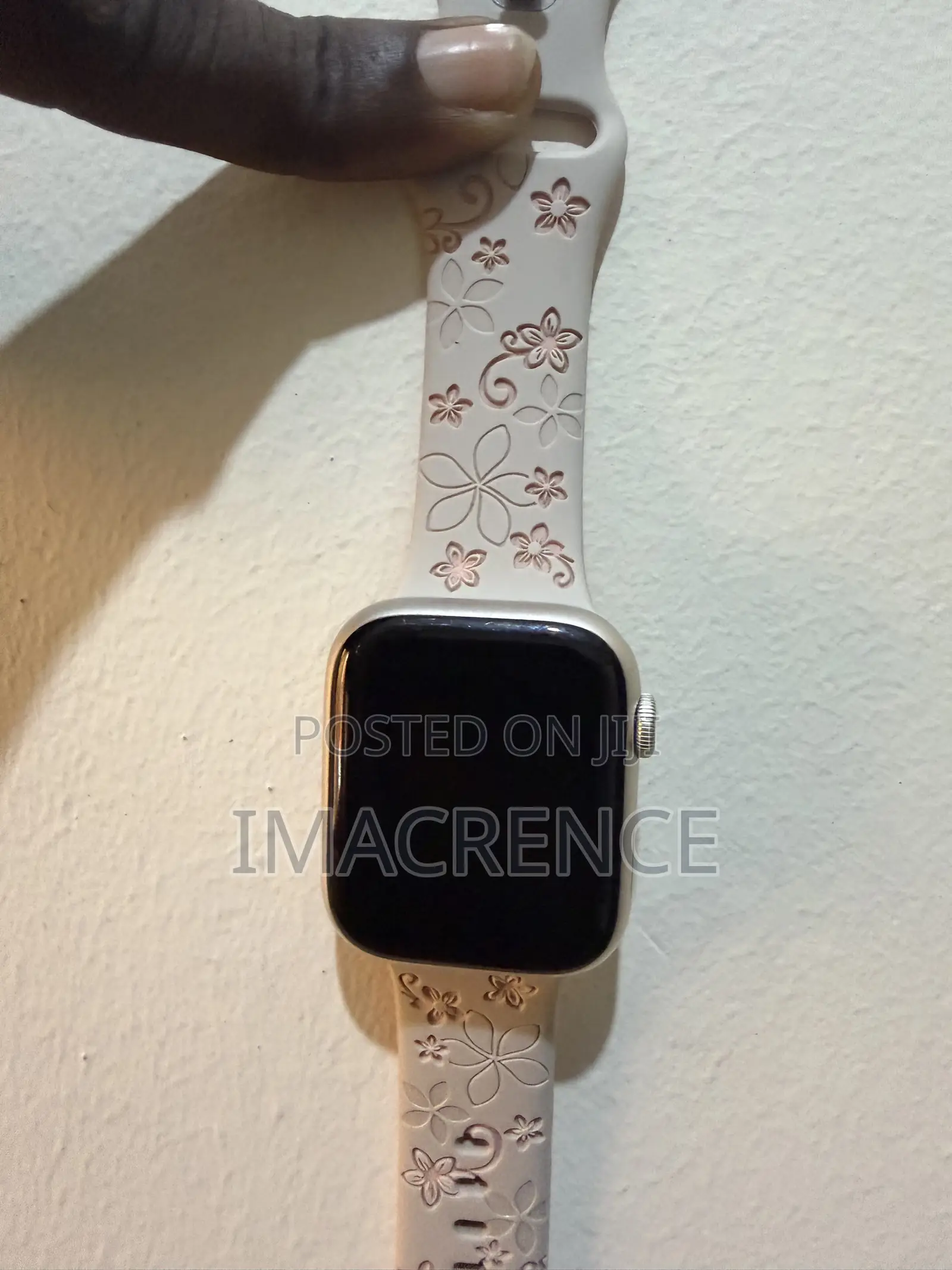 Apple Watches Series 6, 7, 8, Se 2nd Gen