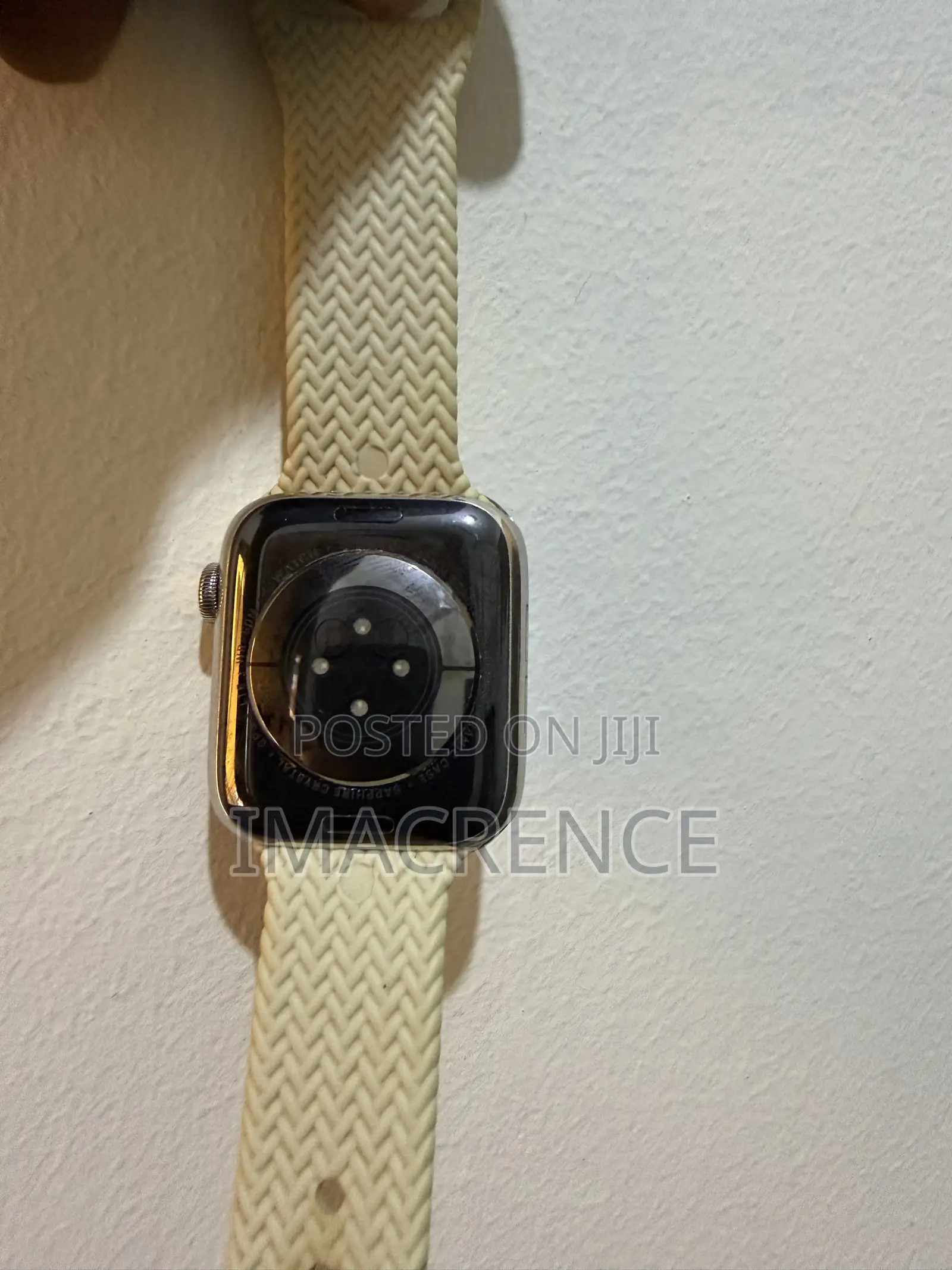 Apple Watches Series 6, 7, 8, Se 2nd Gen