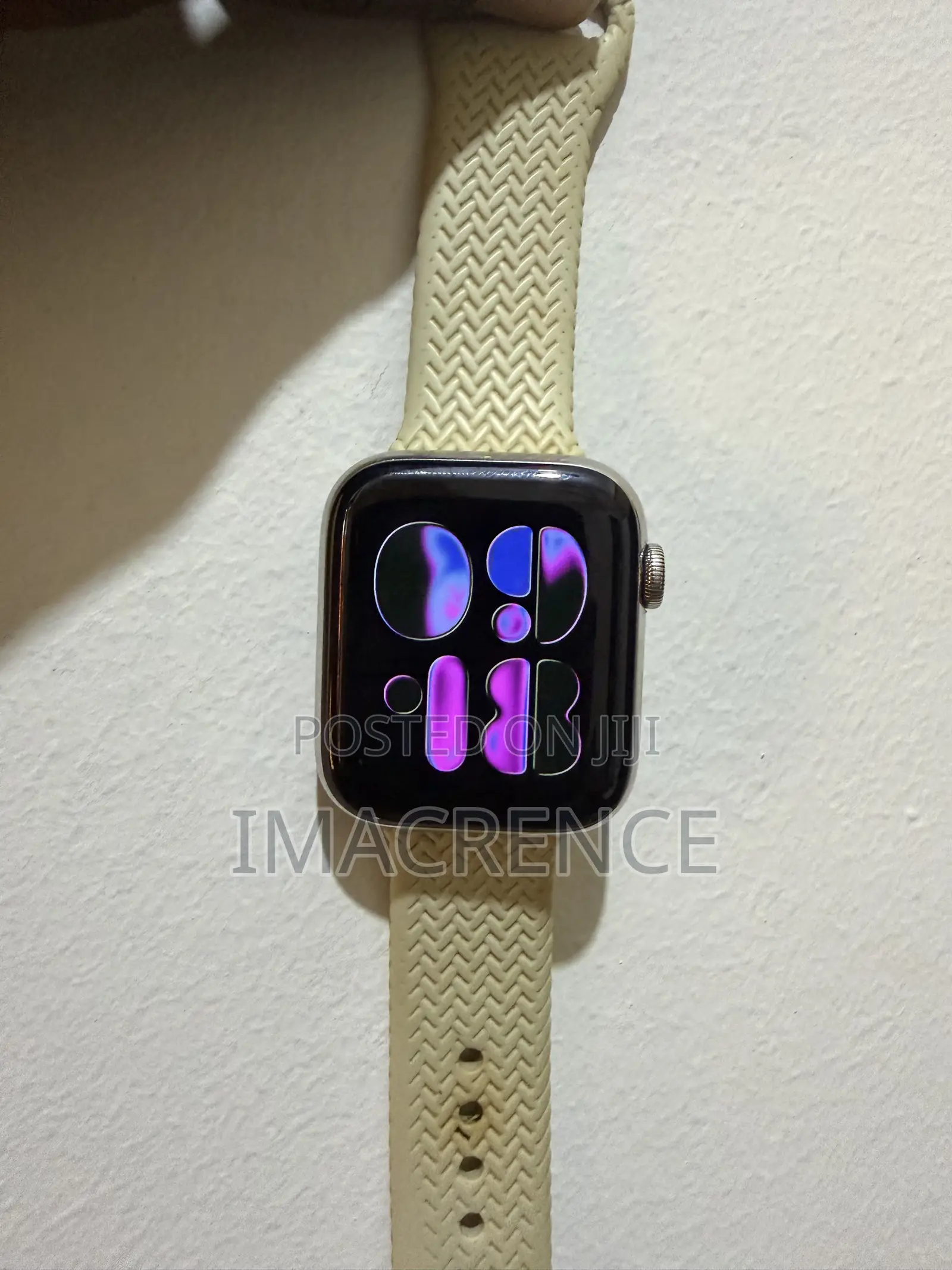 Apple Watches Series 6, 7, 8, Se 2nd Gen