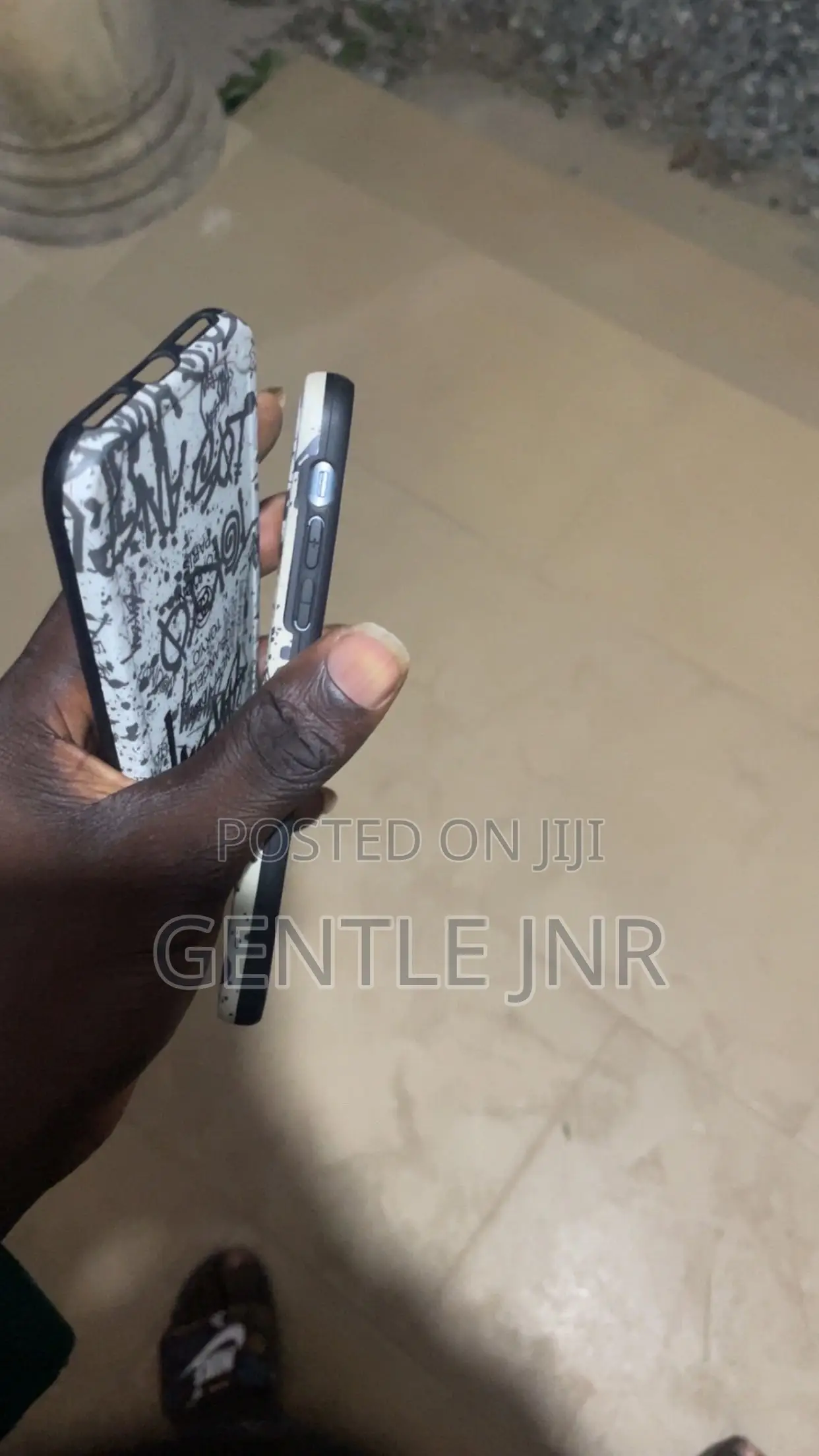 New Apple iPhone XR 64 GB Black