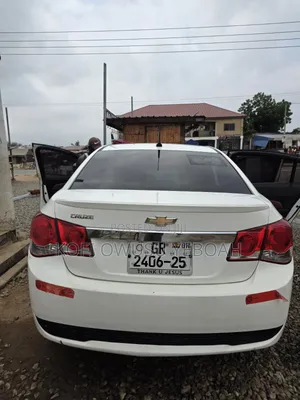 Chevrolet Cruze 2012 White