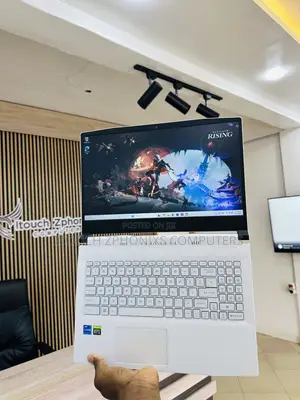 Laptop MSI MSI Sword 15 32GB Intel Core i7 SSD 512GB