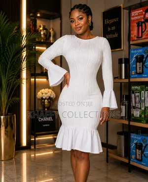 White Luxury Short Gown
