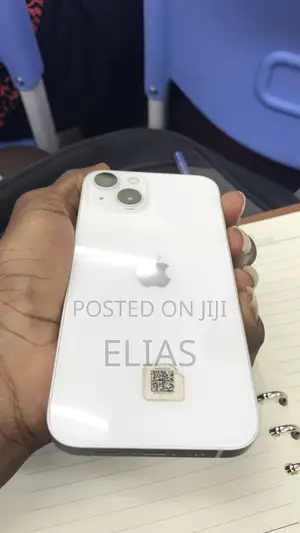 Apple iPhone 13 128 GB White