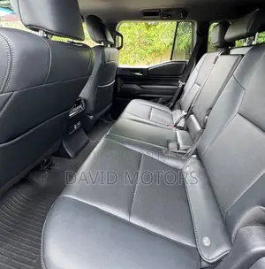 2024-2025 Toyota Land Cruiser 250 Prado