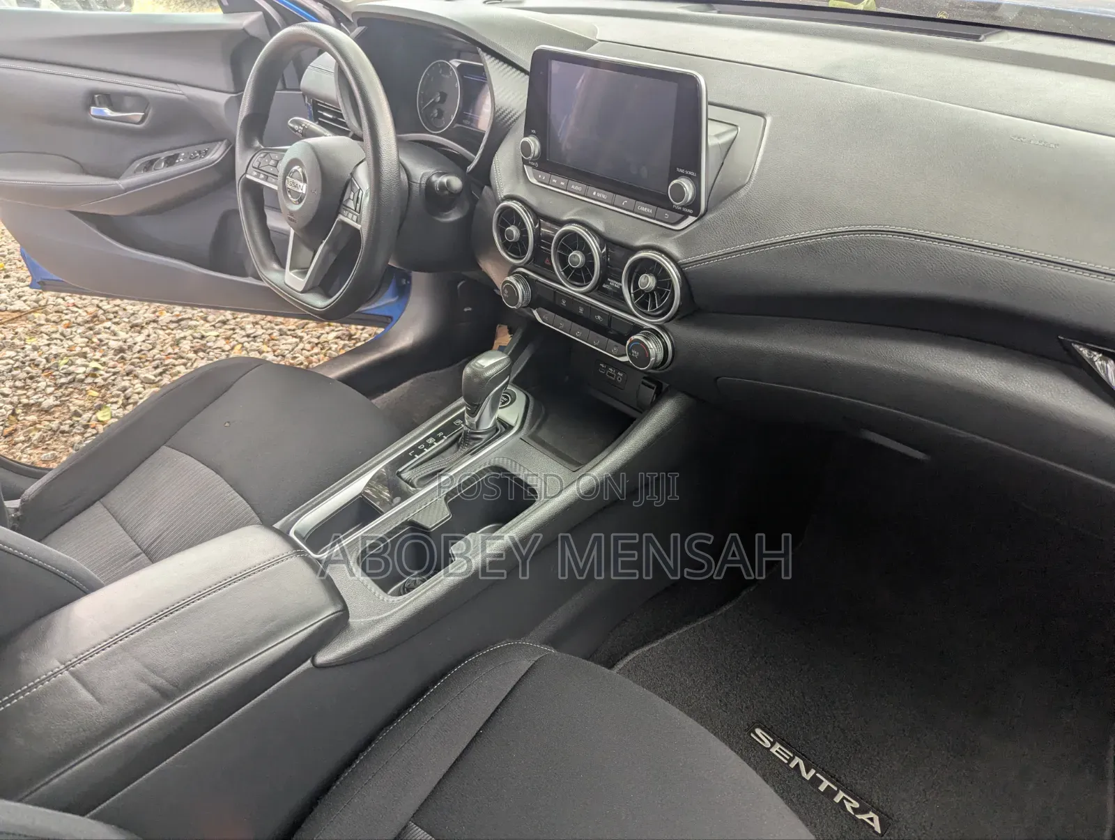 Nissan Sentra 2023 Blue