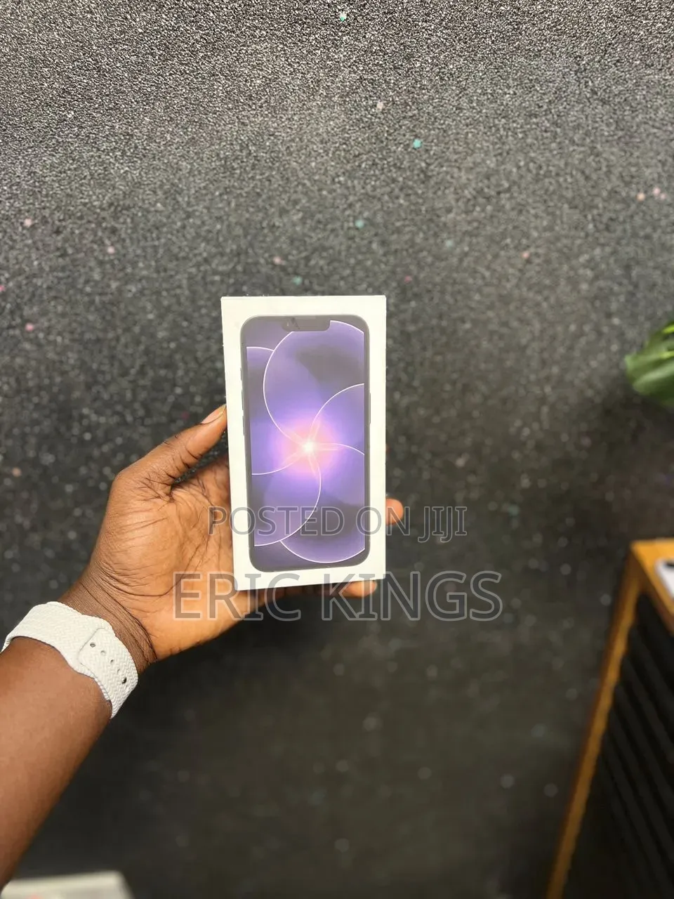 New Apple iPhone 17e 256 GB
